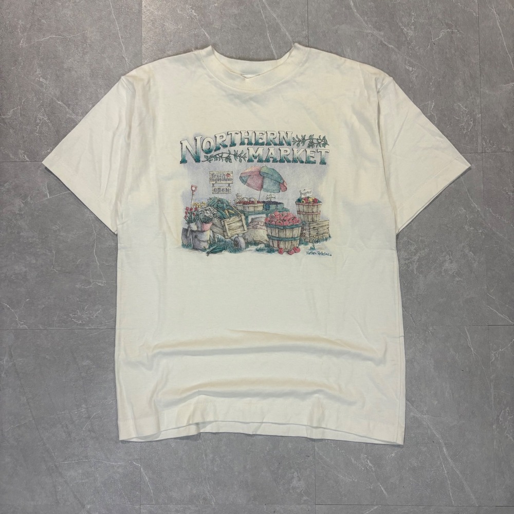 Vintage Northern Reflections Northern Market Graphic T-Shirt Cream Small Canada